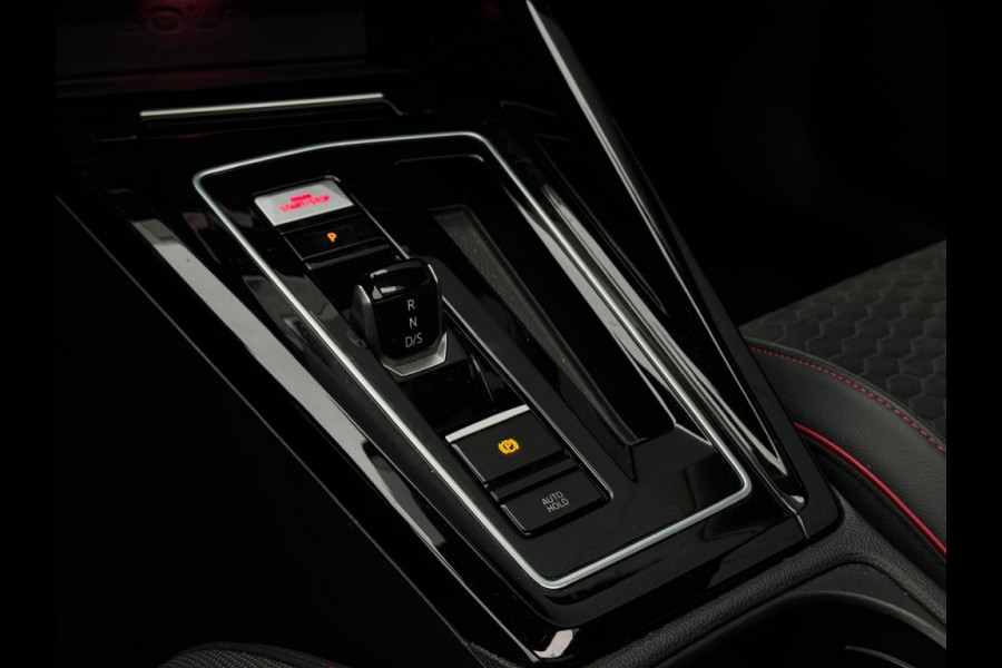 Volkswagen Golf 2.0 TSI GTI CLUBSPORT Pano Navi Climate Sfeer Elek pakket Sportv