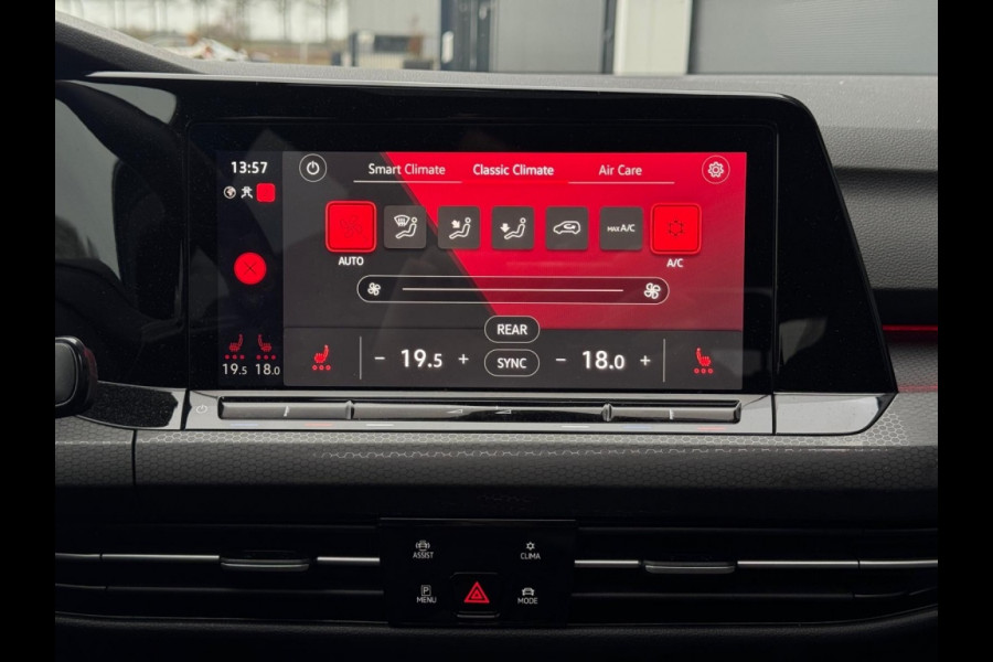 Volkswagen Golf 2.0 TSI GTI CLUBSPORT Pano Navi Climate Sfeer Elek pakket Sportv