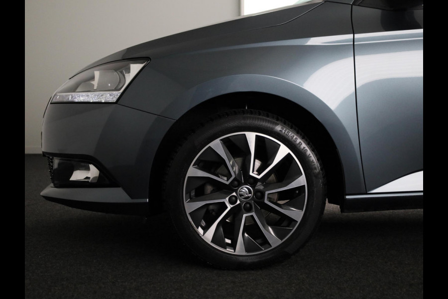 Škoda Fabia Combi 1.0 TSI Business Edition 95 pk | Navigatie via App | Parkeersensoren achter | Airco | Cruise control | Apple Carplay/Android Auto |