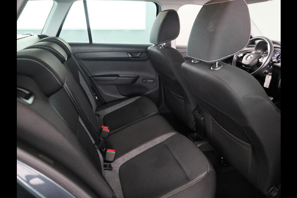 Škoda Fabia Combi 1.0 TSI Business Edition 95 pk | Navigatie via App | Parkeersensoren achter | Airco | Cruise control | Apple Carplay/Android Auto |