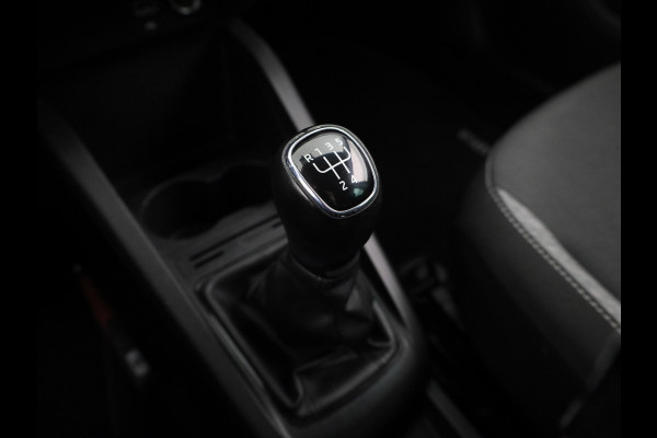 Škoda Fabia Combi 1.0 TSI Business Edition 95 pk | Navigatie via App | Parkeersensoren achter | Airco | Cruise control | Apple Carplay/Android Auto |