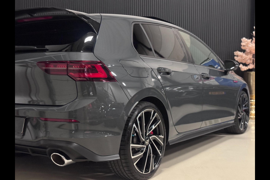 Volkswagen Golf 2.0 TSI GTI CLUBSPORT | PANO | IQ LIGHT | HARMAN KARDON | VOL!