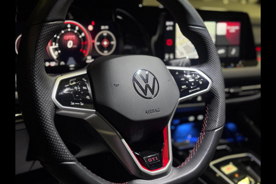 Volkswagen Golf 2.0 TSI GTI CLUBSPORT | PANO | IQ LIGHT | HARMAN KARDON | VOL!