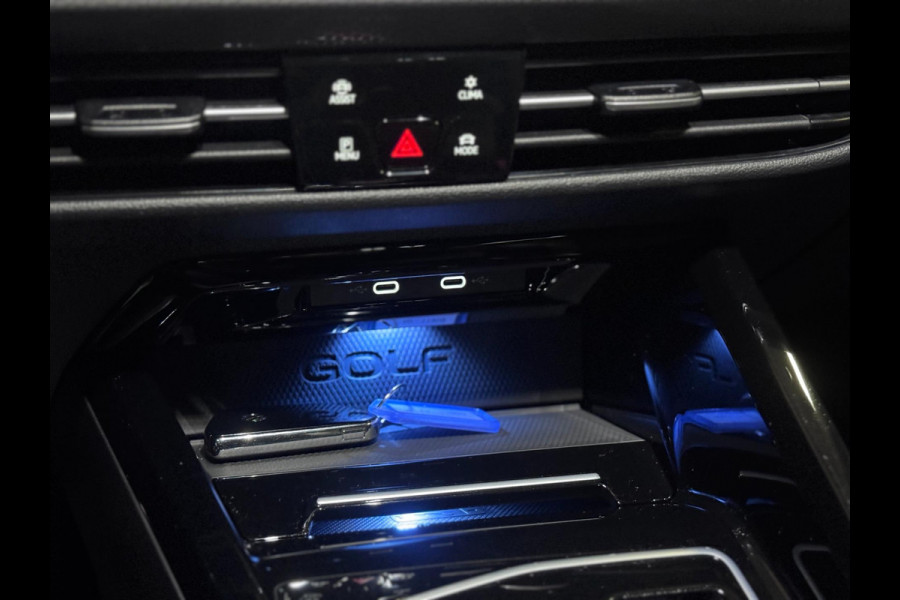 Volkswagen Golf 2.0 TSI GTI CLUBSPORT | PANO | IQ LIGHT | HARMAN KARDON | VOL!