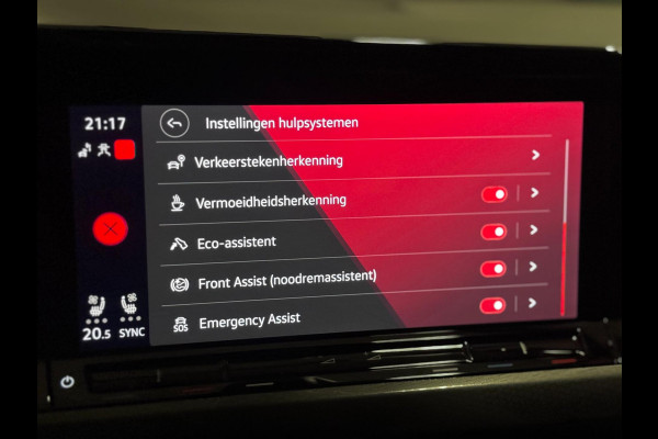 Volkswagen Golf 2.0 TSI GTI CLUBSPORT | PANO | IQ LIGHT | HARMAN KARDON | VOL!