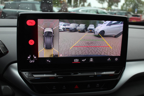 Volkswagen ID.4 Max 77 kWh 73.418 km! / Full option! / Panoramadak / Camera / Head-up / Keyless / 21'' / ACC / Dodehoek / Elektr. stoelen / Massage / Navigatie / Stuurverwarming