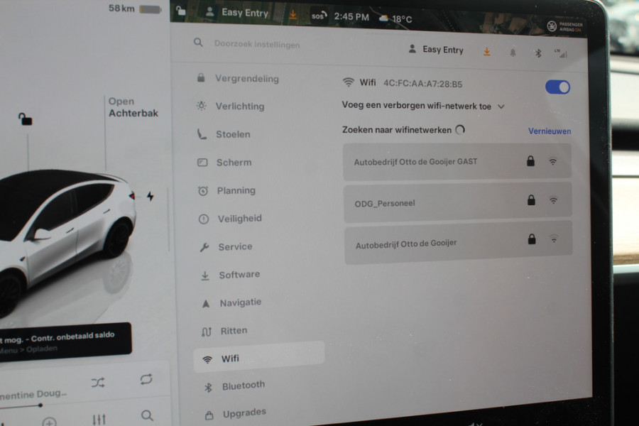 Tesla Model Y Performance AWD 75 kWh / Trekhaak / Autopilot / Panoramadak / Camera / 21'' / Keyless / Leder / Dodehoek / Navigatie / Stoelverwarming