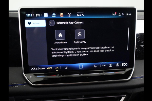 Volkswagen Tiguan 1.5 eHybrid R-Line Edition 204 pk Automaat (DSG) | Verlengde garantie | Navigatie | Parkeersensoren (Park assist) | Achteruitrijcamera | R-Line |