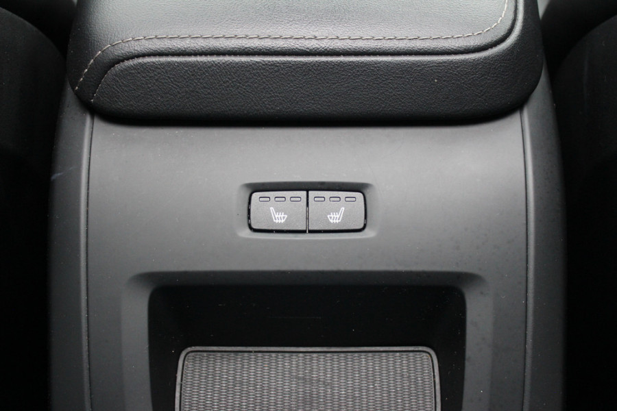 Volvo XC60 2.0 T8 AWD Polestar Engineered / Trekhaak / Panoramadak / 360Camera / Head-up / Leder / Harman Kardon / 22'' / Keyless / Intr.voorverwarming / Stuur+Stoelverwarming / Virtual Cockpit / CarPlay / DAB / Dodehoek / ACC