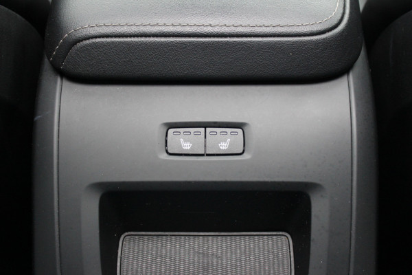 Volvo XC60 2.0 T8 AWD Polestar Engineered / Trekhaak / Panoramadak / 360Camera / Head-up / Leder / Harman Kardon / 22'' / Keyless / Intr.voorverwarming / Stuur+Stoelverwarming / Virtual Cockpit / CarPlay / DAB / Dodehoek / ACC