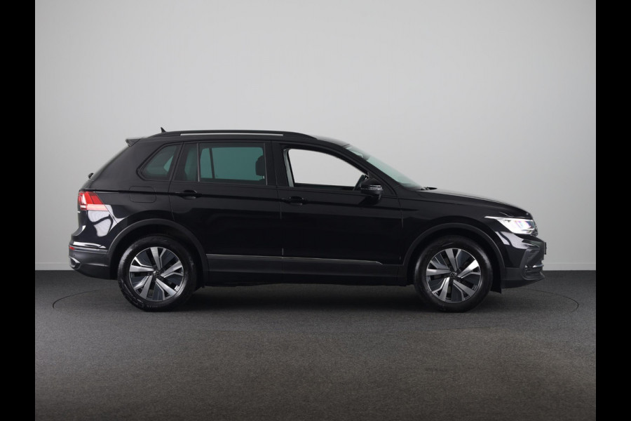 Volkswagen Tiguan 1.4 TSI eHybrid Life 245PK DSG PHEV | Navigatie | Parkeercamera | 18 inch Lm velgen | Stoel- en stuurverwarming |