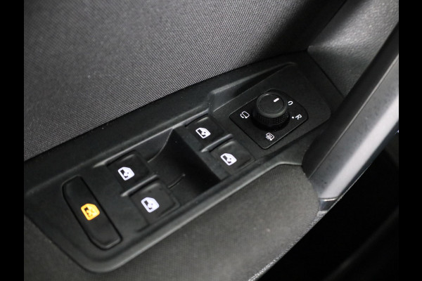 Volkswagen Tiguan 1.4 TSI eHybrid Life 245PK DSG PHEV | Navigatie | Parkeercamera | 18 inch Lm velgen | Stoel- en stuurverwarming |