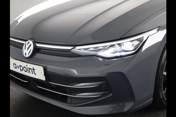 Volkswagen Golf 1.5 eHybrid 50 Edition 204 PK DSG PHEV | Verlengde garantie | Navigatie | Parkeercamera | Stoel- en stuurverwarming | 18 inch LM velgen |