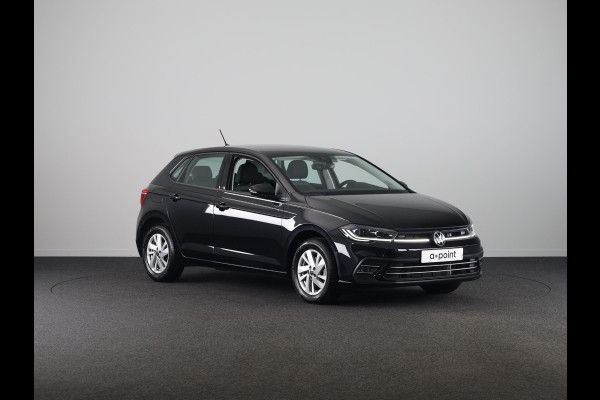 Volkswagen Polo 1.0 TSI Style 110 pk Automaat (DSG) | Navigatie via App | Parkeersensoren (Park assist) | Adaptieve cruise control | Stoelverwarming | Matrix LED koplampen |