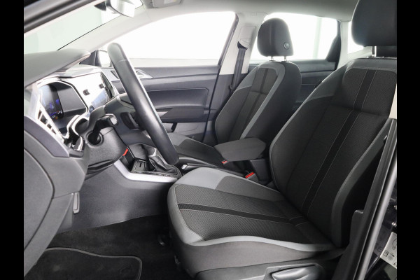 Volkswagen Polo 1.0 TSI Style 110 pk Automaat (DSG) | Navigatie via App | Parkeersensoren (Park assist) | Adaptieve cruise control | Stoelverwarming | Matrix LED koplampen |
