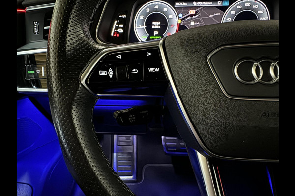 Audi A6 Avant 55 TFSI e Quattro Competition S-Line Black Edition