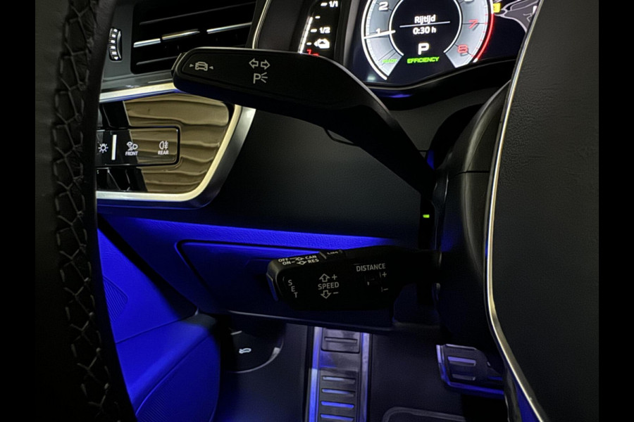 Audi A6 Avant 55 TFSI e Quattro Competition S-Line Black Edition