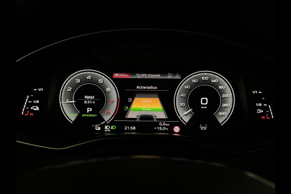 Audi A6 Avant 55 TFSI e Quattro Competition S-Line Black Edition