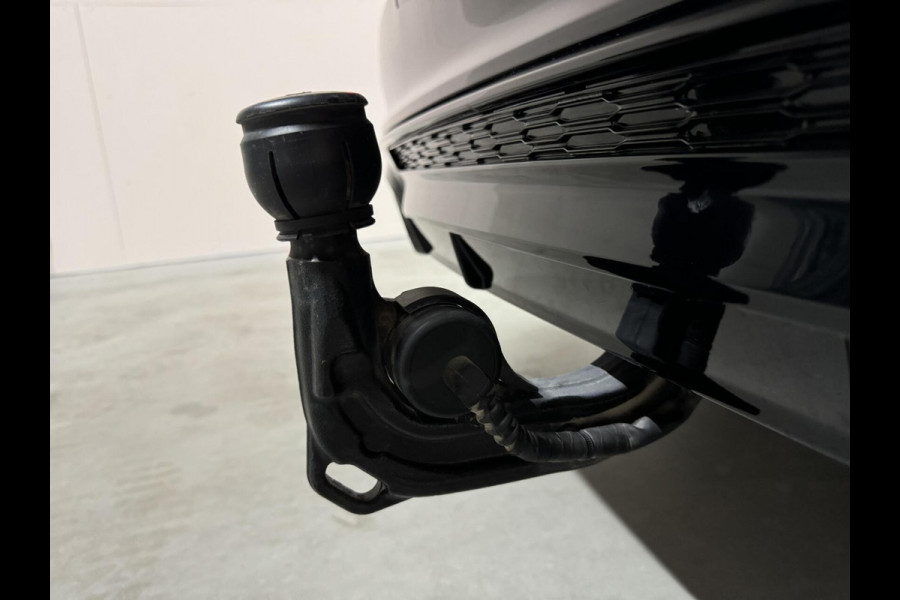 Audi A6 Avant 55 TFSI e Quattro Competition S-Line Black Edition