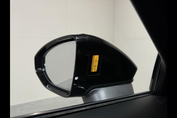 Audi A6 Avant 55 TFSI e Quattro Competition S-Line Black Edition