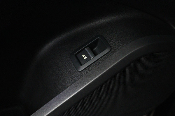 Audi Q5 2.0 TFSI quattro Sport Pro Line S (PANORAMADAK, TREKHAAK WEGKLAPBAAR, ADAPTIVE CRUISE, ELEKT. STOELEN, CAMERA)