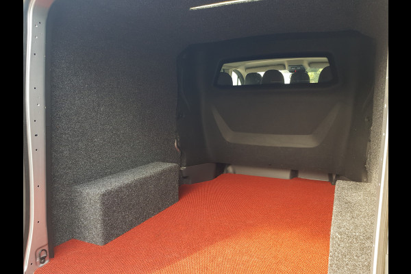 Renault Trafic 2.0 dCi 131 pk T29 L2-H1 dubbele-cabine 6 persoons Work Edition uitvoering !!!