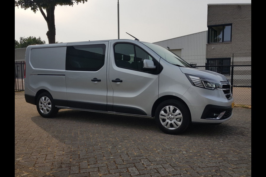 Renault Trafic 2.0 dCi 131 pk T29 L2-H1 dubbele-cabine 6 persoons Work Edition uitvoering !!!