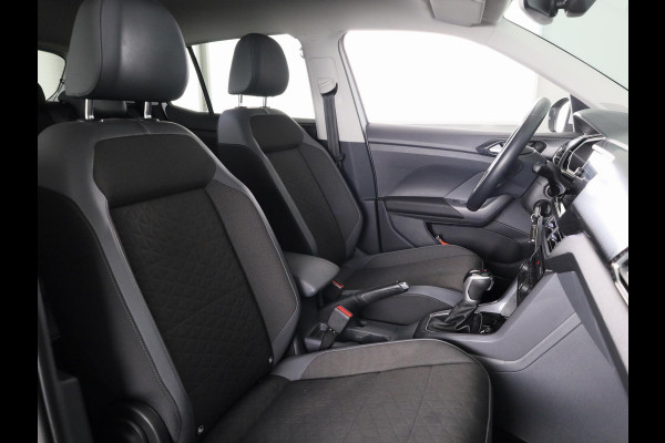 Volkswagen T-Cross 1.0 TSI Style 110 pk Automaat (DSG) | Navigatie | Parkeersensoren | Adaptieve cruise control | Apple Carplay/Android Auto | Voll. digitaal instrumentenpaneel |