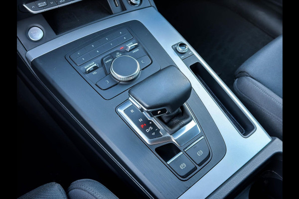 Audi Q5 55 TFSI e quattro | S-line | Trekhaak | Luchtvering | Eerste eigenaar | Dealer onderhouden | Carplay | 367 pk