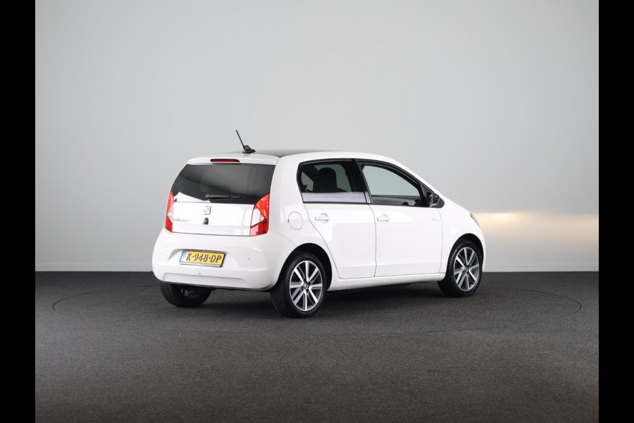Seat Mii Electric electric Plus 83 pk | Navigatie via App | Autom. airco | Cruise control | Parkeersensoren achter | Stoelverwarming |
