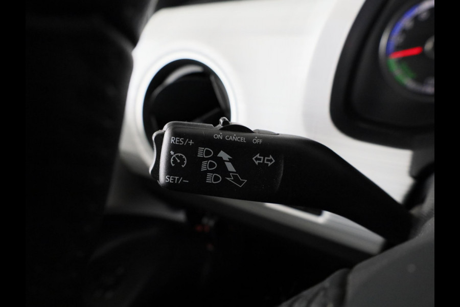 Seat Mii Electric electric Plus 83 pk | Navigatie via App | Autom. airco | Cruise control | Parkeersensoren achter | Stoelverwarming |