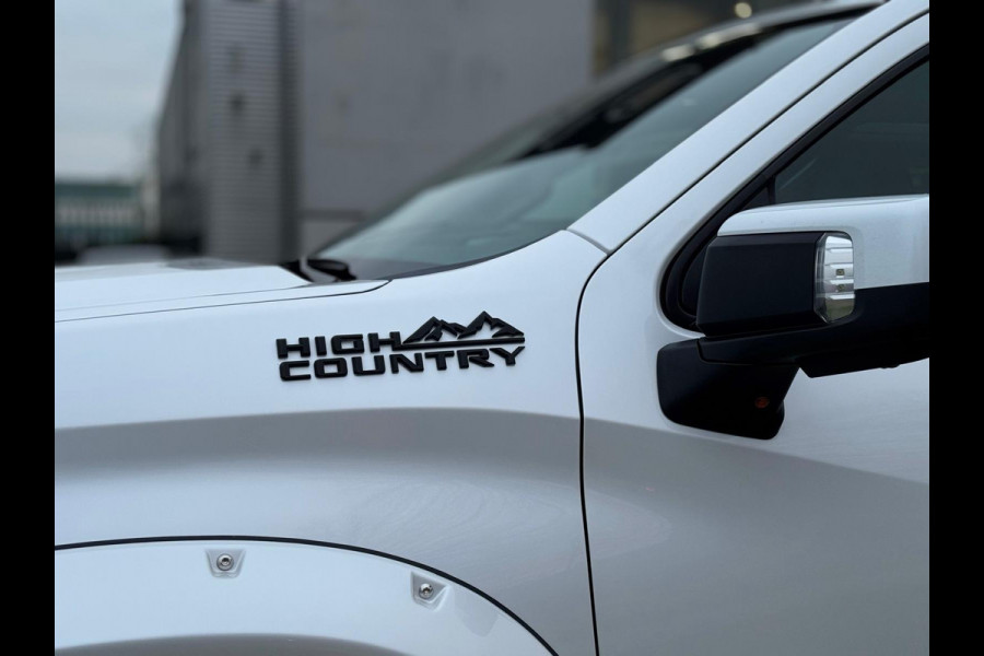 Chevrolet Silverado 6.2 V8 High Country Widebody Black Ops NWE Model