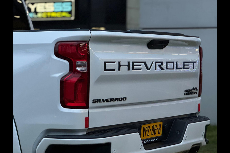 Chevrolet Silverado 6.2 V8 High Country Widebody Black Ops NWE Model