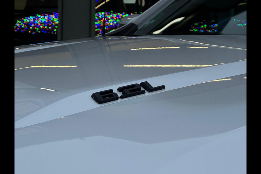 Chevrolet Silverado 6.2 V8 High Country Widebody Black Ops NWE Model