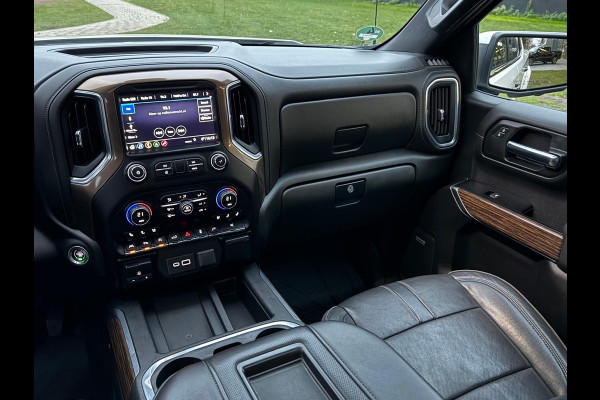 Chevrolet Silverado 6.2 V8 High Country Widebody Black Ops NWE Model