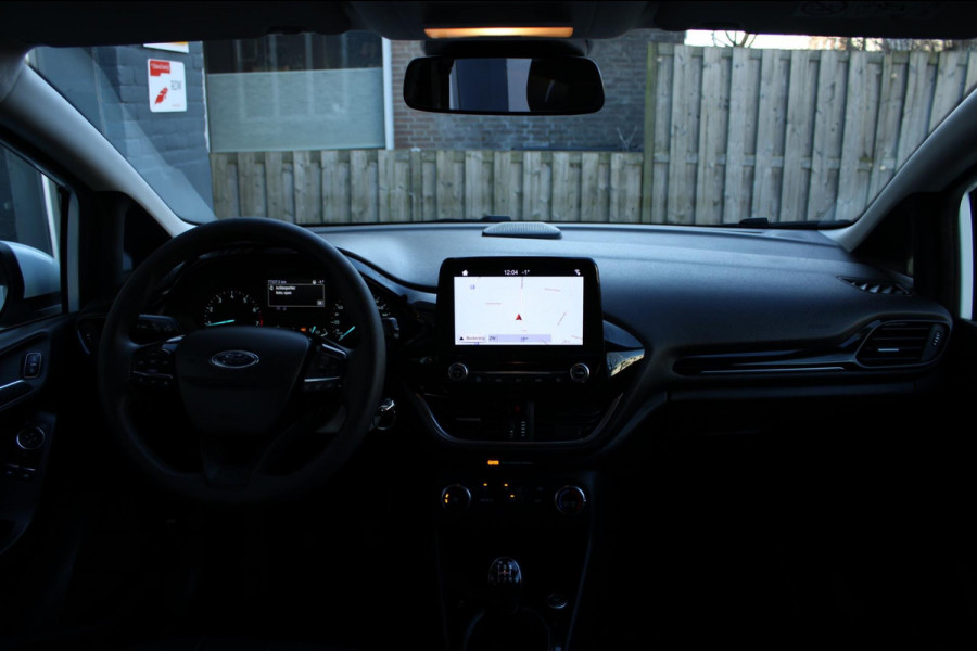 Ford Fiesta 1.1 Airco Navi Carplay PDC Nap