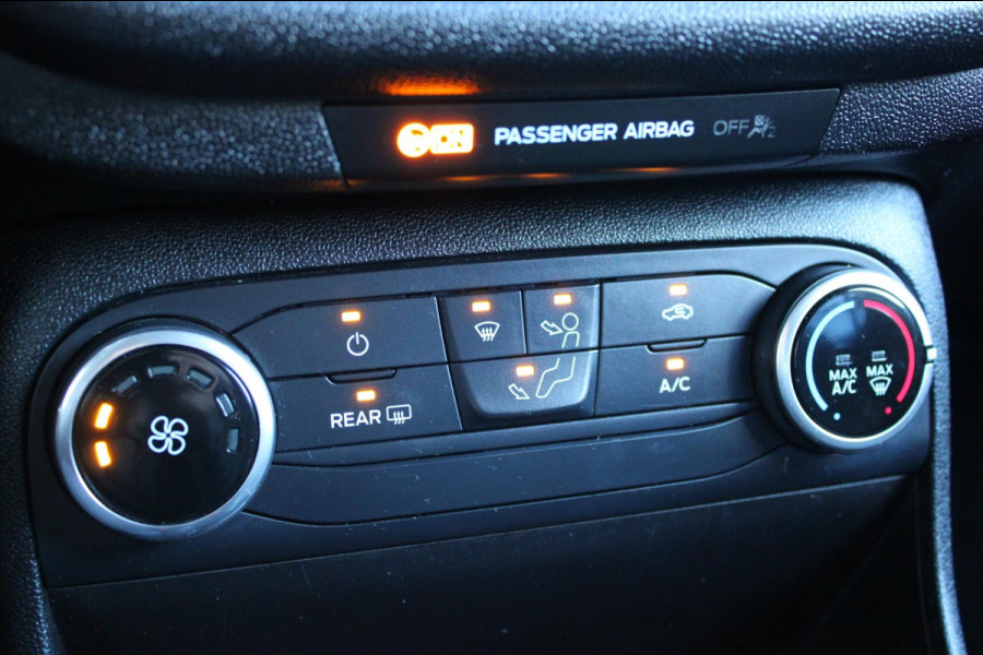 Ford Fiesta 1.1 Airco Navi Carplay PDC Nap