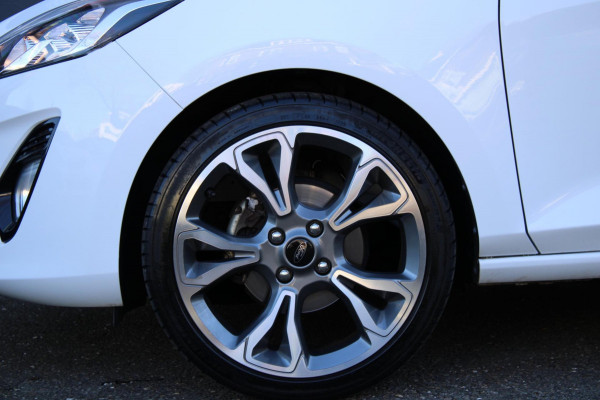 Ford Fiesta 1.1 Airco Navi Carplay PDC Nap