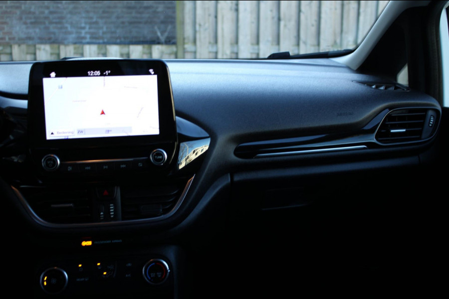 Ford Fiesta 1.1 Airco Navi Carplay PDC Nap