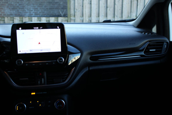 Ford Fiesta 1.1 Airco Navi Carplay PDC Nap