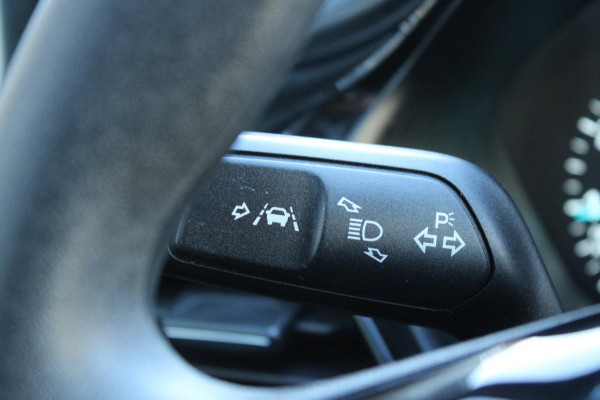 Ford Fiesta 1.1 Airco Navi Carplay PDC Nap