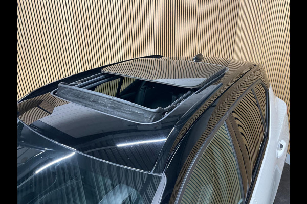 Volvo XC40 Recharge P8 AWD R-Design|90% SOH|PANO|MEMORY|1/2 LEDER|ELEK.INTR+A-KLEP|ACC|STOEL+STUURVERW|360 CAMERA|CARPLAY/ANDROID|