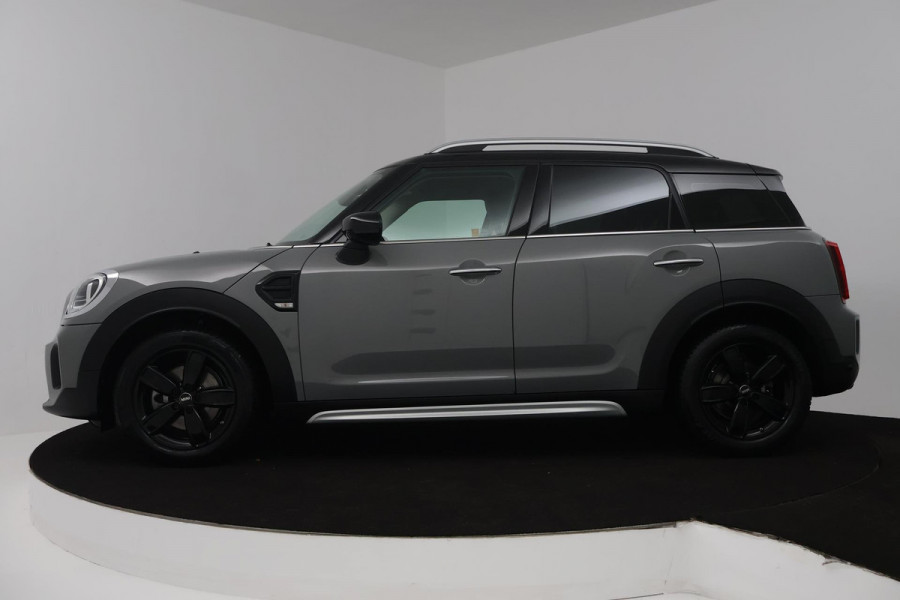 MINI Countryman 1.5 Cooper Business Edition Automaat (NAVIGATIE, CARPLAY, PARKEERSENSOREN, LED, CRUISE, SPORTSTOELEN)