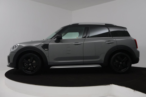 MINI Countryman 1.5 Cooper Business Edition Automaat (NAVIGATIE, CARPLAY, PARKEERSENSOREN, LED, CRUISE, SPORTSTOELEN)