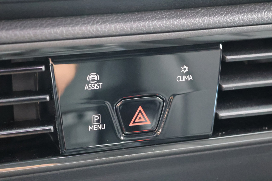 Volkswagen Caddy Cargo 2.0 TDI DSG R-Line | LED | Camera | CarPlay | Lane Assist | Virtual Cockpit | Cruise control | DAB | Trekhaak | Keyless Go | Fabrieksgarantie