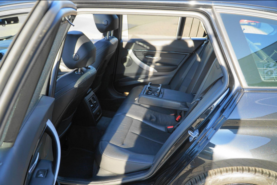 BMW 3 Serie Touring 320i Edition M Sport Shadow Executive