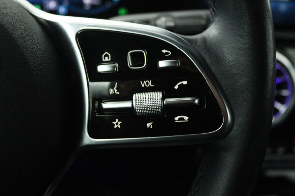 Mercedes-Benz A-Klasse 250 e Business Solution Luxury Limited (SFEERVERLICHTING, STOELVERWARMING, LEDER, 1e EIGENAAR, CAMERA)