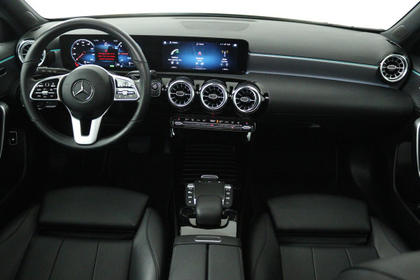 Mercedes-Benz A-Klasse 250 e Business Solution Luxury Limited (PANORAMADAK, SFEERVERLICHTING, CAMERA, ELEKT. STOELEN, 1e EIGENAAR)