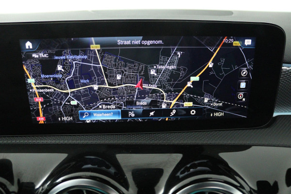 Mercedes-Benz A-Klasse 250 e Business Solution Luxury Limited (PANORAMADAK, SFEERVERLICHTING, CAMERA, ELEKT. STOELEN, 1e EIGENAAR)