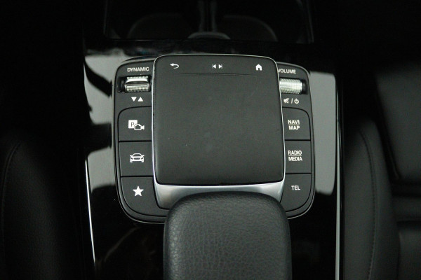 Mercedes-Benz A-Klasse 250 e Business Solution Luxury Limited (PANORAMADAK, SFEERVERLICHTING, CAMERA, ELEKT. STOELEN, 1e EIGENAAR)